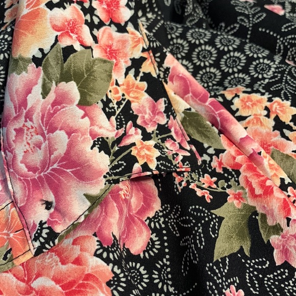 Blumin blouse - Picture 2 of 3